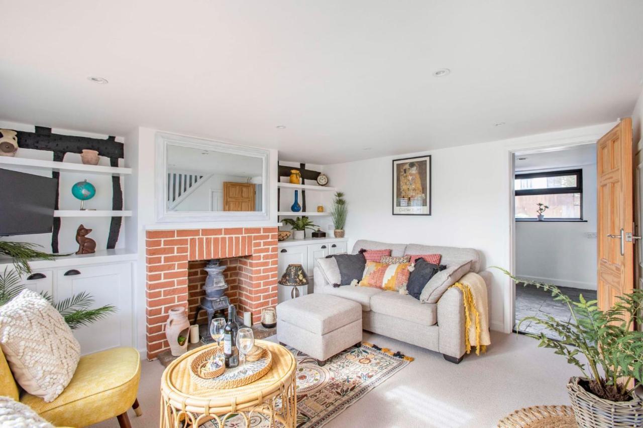 Stunning Character 2Bed Cottage In St Albans Wifi Kültér fotó